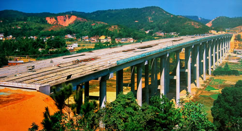 安徽六武高速桥梁施工